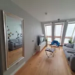 Modern Skarbowa Free Parking Apartamento Leszno (Greater Poland)
